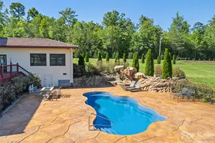 1418 Landis Ln, Nebo, NC 28761 - Photo 4