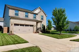 1677 Scarbrough Cir SW, Concord, NC 28025 - Photo 4