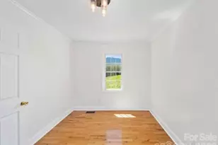308 Browntown Rd, Leicester, NC 28748 - Photo 18
