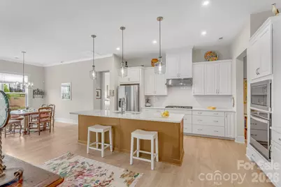 8025 Brookbank Drive, Charlotte, NC 28269 - Photo 20