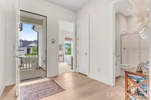 8025 Brookbank Dr, Charlotte, NC 28269 - Photo 6