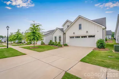 8025 Brookbank Drive, Charlotte, NC 28269 - Photo 2