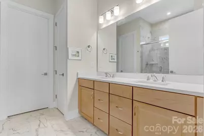 8025 Brookbank Drive, Charlotte, NC 28269 - Photo 28
