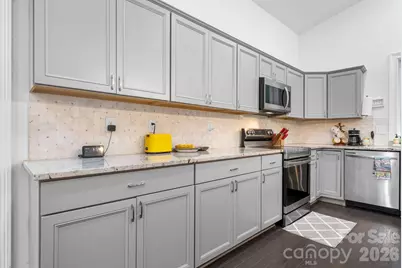 329 W F Street, Newton, NC 28658 - Photo 8