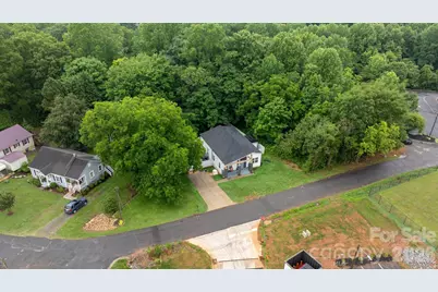 329 W F Street, Newton, NC 28658 - Photo 30