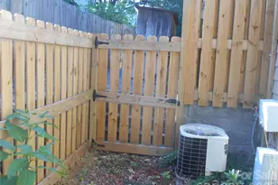 407 E Broad St, Statesville, NC 28677 - Photo 24