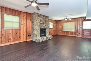 6947 Woodstock Dr, Charlotte, NC 28210 - Photo 24