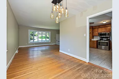 6947 Woodstock Drive, Charlotte, NC 28210 - Photo 10