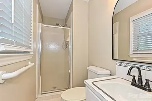 6947 Woodstock Dr, Charlotte, NC 28210 - Photo 18
