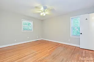 6947 Woodstock Dr, Charlotte, NC 28210 - Photo 16