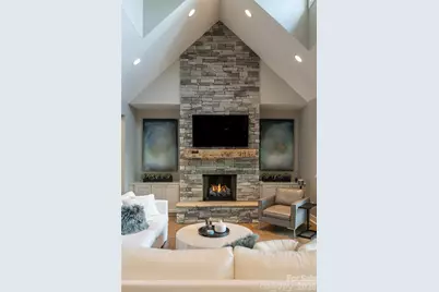 57 Villa Nova Drive, Asheville, NC 28804 - Photo 8