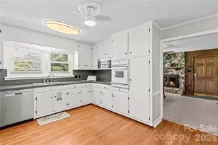 946 Shearers Rd, Mooresville, NC 28115 - Photo 14