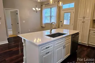 1016 Condon St, Charlotte, NC 28216 - Photo 6