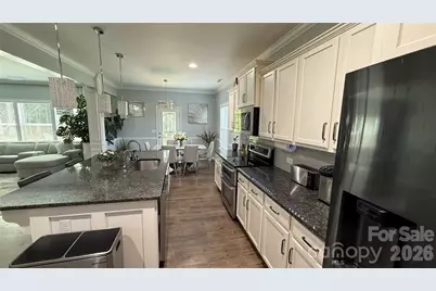 332 Wyndham Forest Circle, Midland, NC 28107 - Photo 2