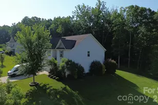 332 Wyndham Forest Cir, Midland, NC 28107 - Photo 32