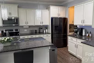 332 Wyndham Forest Cir, Midland, NC 28107 - Photo 12