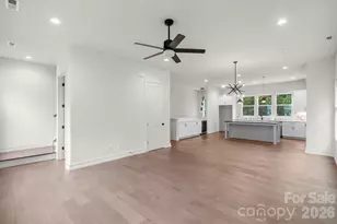 1451 Haywood Ct, Charlotte, NC 28205 - Photo 16