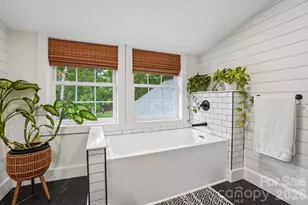 111 Bennett St, Burnsville, NC 28714 - Photo 14