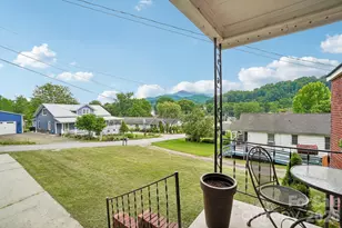 111 Bennett St, Burnsville, NC 28714 - Photo 48