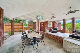 111 Bennett St, Burnsville, NC 28714 - Photo 30