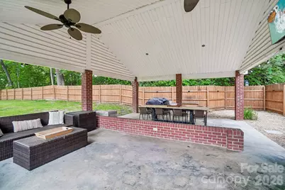 111 Bennett Street, Burnsville, NC 28714 - Photo 28
