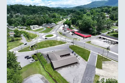 34 Maple Street, Waynesville, NC 28786 - Photo 2