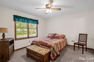 182 Resada Dr, Brevard, NC 28712 - Photo 12