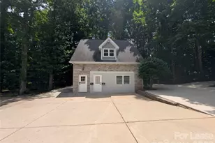 14625 Phillips Rd, Matthews, NC 28105 - Photo 2