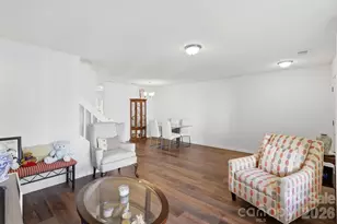 6720 Cypress Tree Ln, Charlotte, NC 28215 - Photo 6