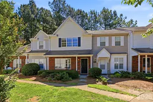 6720 Cypress Tree Ln, Charlotte, NC 28215 - Photo 1
