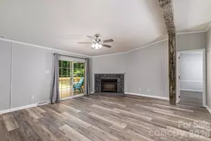 127 Whitewater Ln, Mooresville, NC 28115 - Photo 4