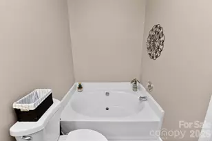 4819 Hopewood Ln, Charlotte, NC 28216 - Photo 30