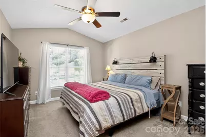 4819 Hopewood Lane, Charlotte, NC 28216 - Photo 26