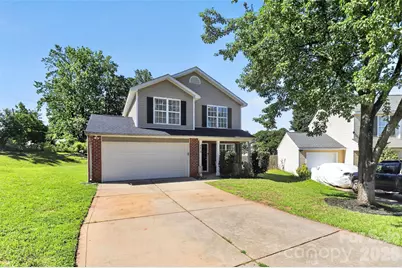 4819 Hopewood Lane, Charlotte, NC 28216 - Photo 2