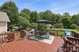 4516 Appaloosa Ln, Charlotte, NC 28215 - Photo 2