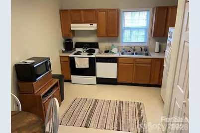 111 Sunset Drive, Clover, SC 29710 - Photo 4