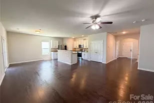 4034 Rosfield Dr, Charlotte, NC 28214 - Photo 8