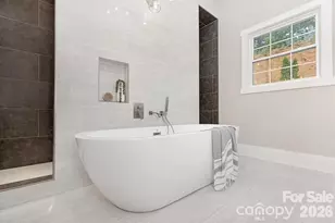 5046 Woodwinds Dr NE, Hickory, NC 28601 - Photo 20