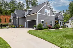 5046 Woodwinds Dr NE, Hickory, NC 28601 - Photo 1