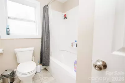 212 Maple Avenue, Marion, NC 28752 - Photo 14