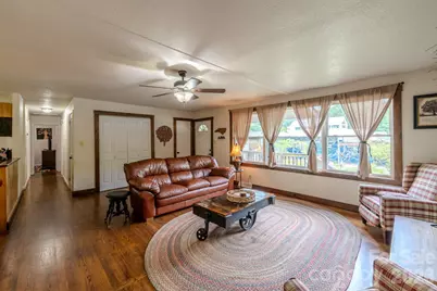 84 English Road, Spruce Pine, NC 28777 - Photo 6