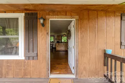 84 English Road, Spruce Pine, NC 28777 - Photo 2