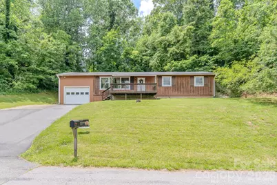 84 English Road, Spruce Pine, NC 28777 - Photo 1