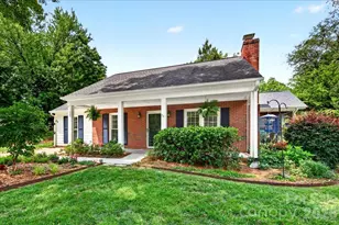 7306 Carrbridge Ln, Charlotte, NC 28226 - Photo 4