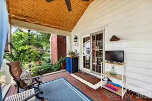 7306 Carrbridge Ln, Charlotte, NC 28226 - Photo 40