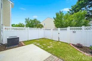 14237 Tamarack Drive, Charlotte, NC 28278 - Photo 26