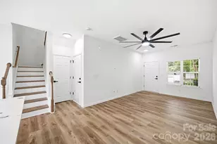 14237 Tamarack Drive, Charlotte, NC 28278 - Photo 4