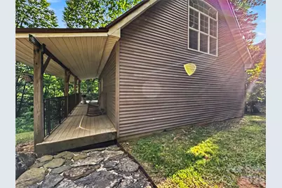 578 Three Top Circle, West Jefferson, NC 28694 - Photo 6
