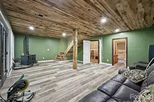 578 3 Top Cir, West Jefferson, NC 28694 - Photo 28