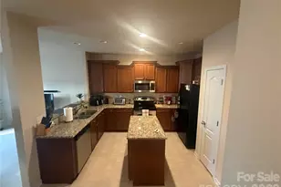 3147 Coventry Commons Dr, Charlotte, NC 28227 - Photo 8